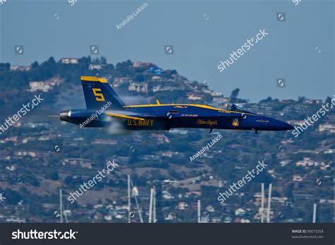 1 Blue Angels Super Hornet Training Royalty-Free Images, Stock Photos & Pictures | Shutterstock