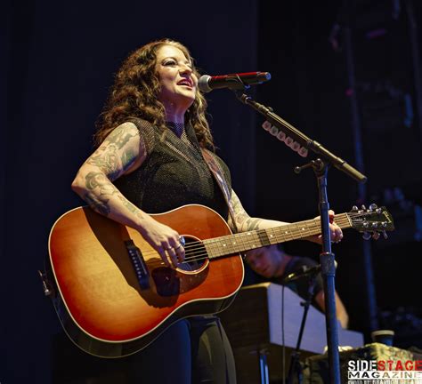 Ashley Mcbryde At Jiffy Lube Live Bristow Va 8 11 2023 Photo Gallery Side Stage Magazine