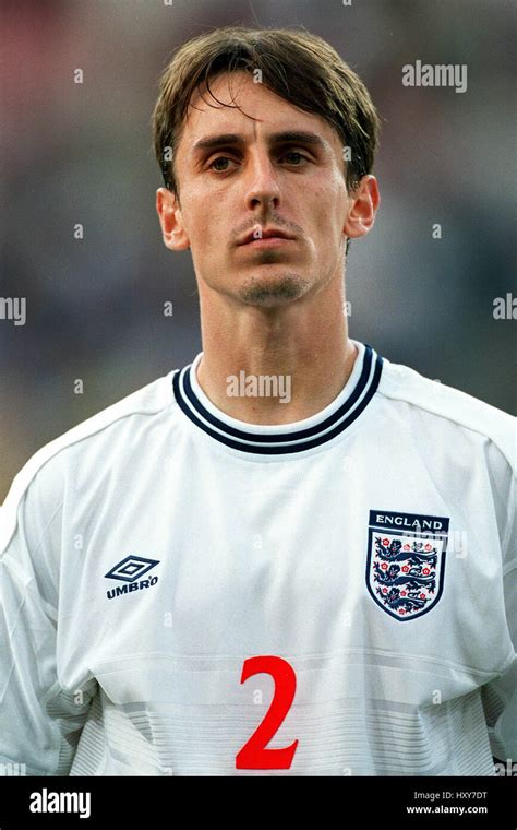 Gary Neville High Resolution Stock Photography And Images Alamy