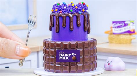 Delicious Mini Dairy Milk Chocolate Cake Decorating Melt Chocolate