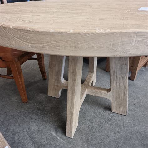 Reclaimed Elm Round Dining Table Pacific Pavilion Furniture