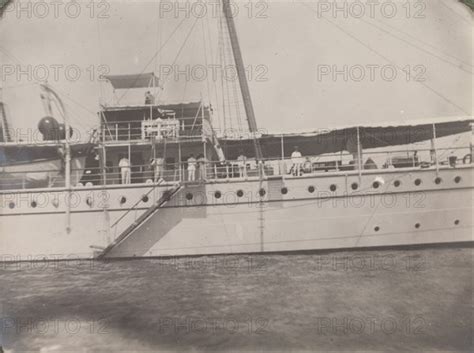 Group Portrait Of Officers On Deck Photo12 UIG Bristol Archives Wood