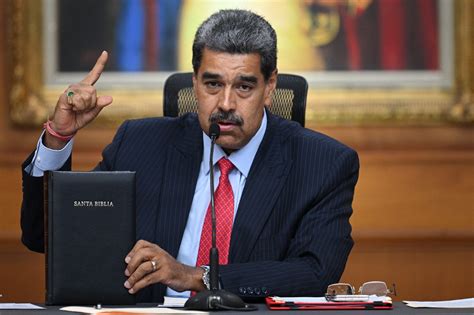 Pol Cia De Maduro Apaga Post Quem Mexe A Venezuela Se D Mal