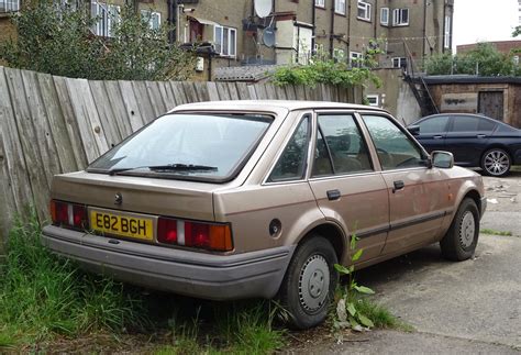 1988 Ford Escort 1 6 Ghia London SW Plates On SORN Las Flickr