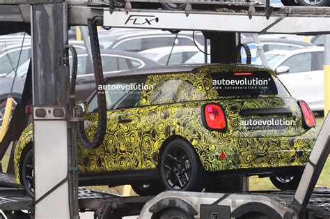 2023 MINI Hatchback Spied Yet Again, Moves Closer to Production ...