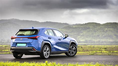 Lexus UX 300e Price - Images, Colors & Reviews - CarWale