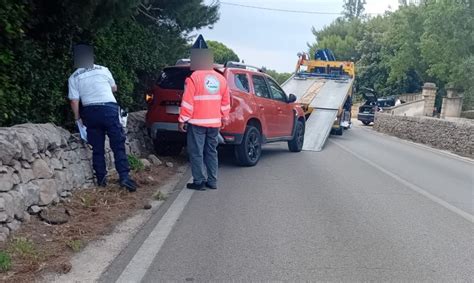 Statale 172 Dir Dei Trulli Scontro Fra Due Veicoli Intervento Di Uomo