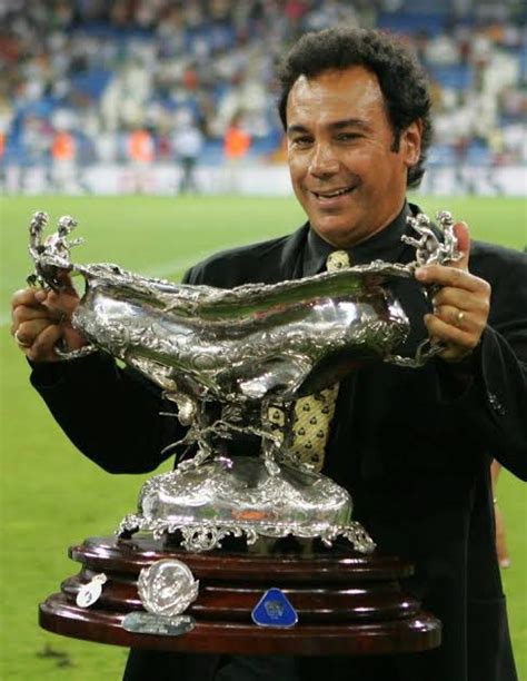 Pumas Ya Sabe Lo Que Es Vencer A Un Gigante De España Como Visitante En 2004 Ganaron El Trofeo