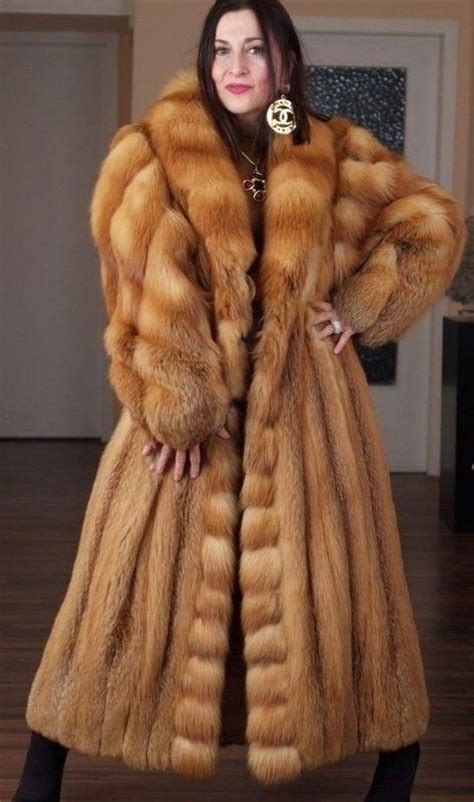 Pin By Rob Boaler On Fur Coat Fur Coat Fox Fur Fox Fur Coat