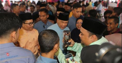 Zahid Sokong Pasir Salak Dinaiktaraf Daerah Ke Metrotv Harian Metro