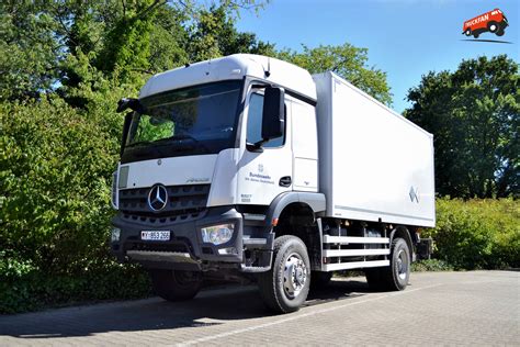 Foto Mercedes Benz Arocs Van Bundeswehr