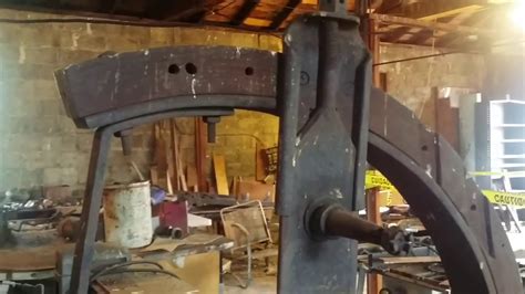 Vintage 1880s Line Shaft Wooden Framed Band Saw Youtube