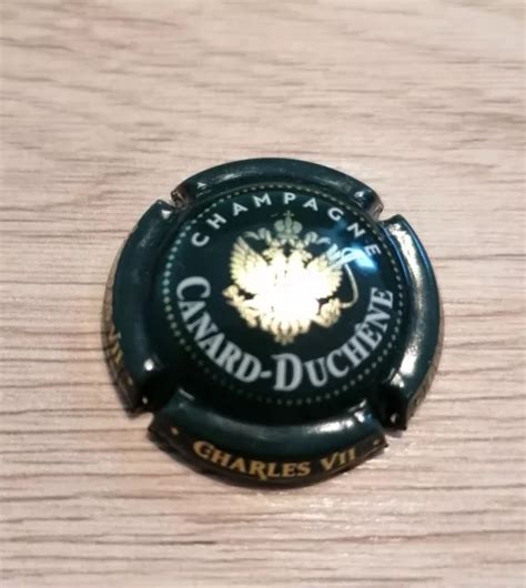 Capsule De Champagne Canard Duchene Verte Or Et Blanche Charles Vii Eur