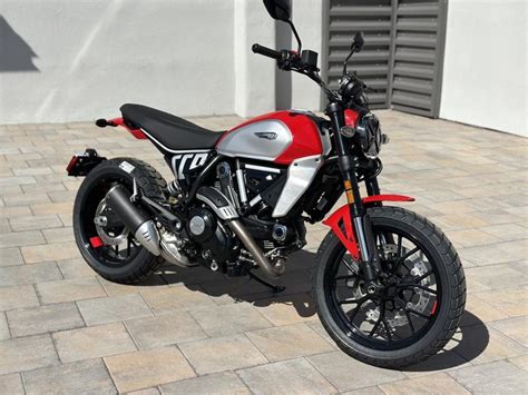 2024 Ducati Scrambler Icon 2G Red Ride Eurocycle