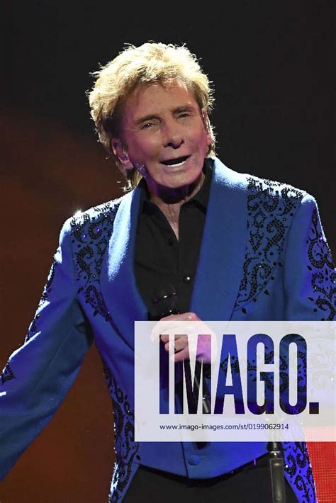 Barry Manilow In Concert At Fla Live Arena In Sunrise Florida Sunrise