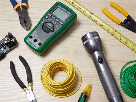 Electrical Wiring Tools Name List : Electrician Tools List A Complete ...