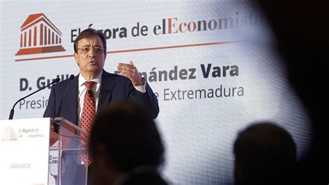 Fernández Vara destaca que Extremadura tiene casi todo el suelo