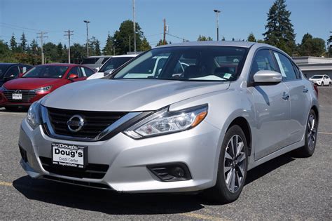 Pre Owned 2017 Nissan Altima 2 5 SL 4dr Car