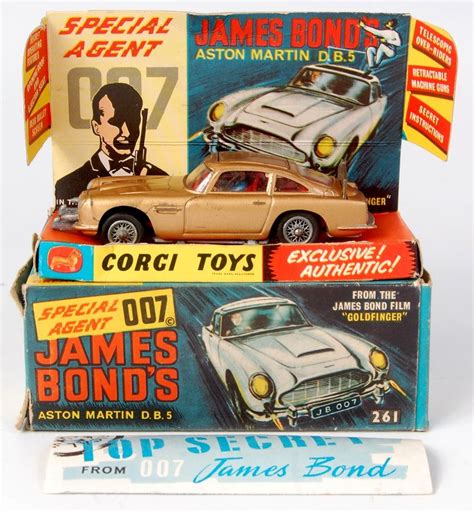 Corgi Toys James Bond S Aston Martin Db Gold Body Red Interior