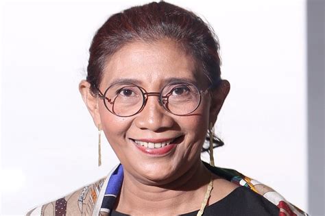 Susi Pudjiastuti Tenggelamkan Jenuh Apa Siapa