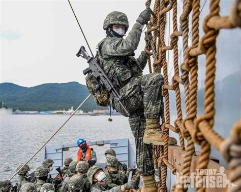 해군해병대 상륙기회훈련 실시 디펜스투데이