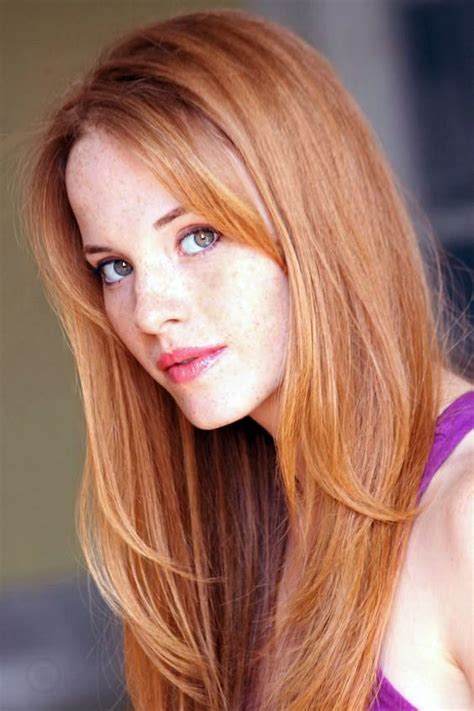 Possibly The Most Beautiful Eyes In The World Foto Strawberry Blonde Hair Color Strawberry