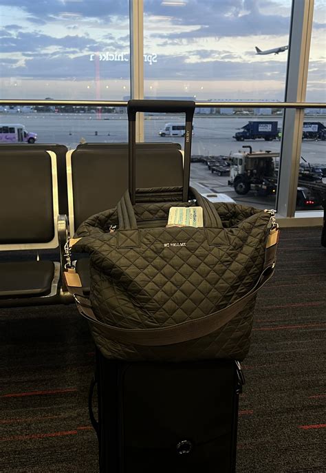 Mz Wallace Metro Tote Review With Photos Ps Smart Living