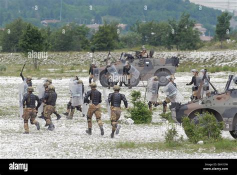 Operaciones De Guerra Terrestre Fotografías E Imágenes De Alta Resolución Alamy