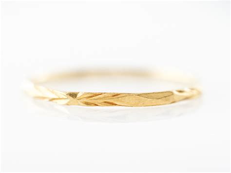 Antique Yellow Gold Engraved Wedding Band in 22k Yellow Gold - Filigree ...