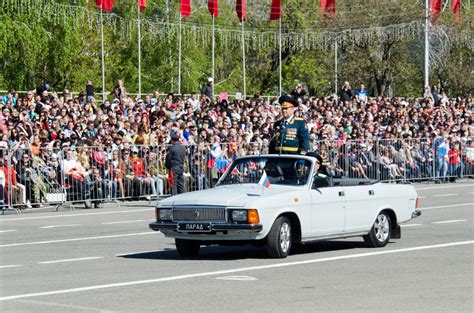 무료 이미지 : 차량, 축제, 경마, 러시아 제국, 군대, 승리의 날, 익과, 자동차 경주, 자동차 제조, 5 월 9 일, 연단 ...