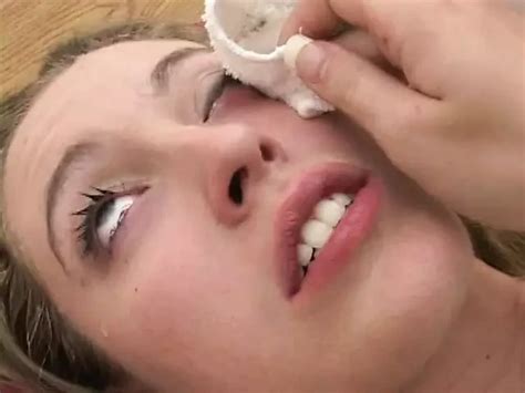 Amazing Brunette Gets Fingered And Gives Nice Head Amateur Porn Feat Sophie Jones XHamster