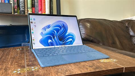 Slideshow Microsoft Surface Pro 9 Photos