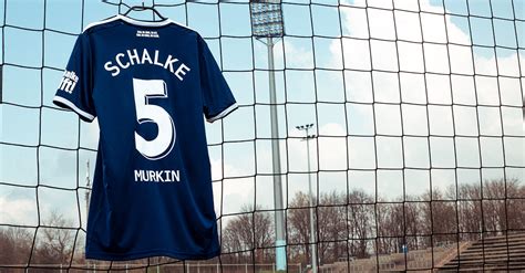 Getragenes S04 Sondertrikot Von Schalke Spieler Derry John Murkin