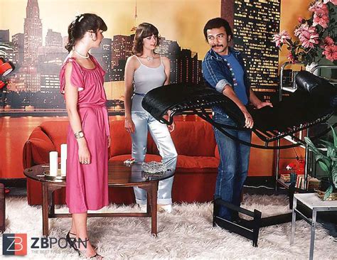 Vintage Brunettes Flashing A Fortunate Stud A Great Time ZB Porn