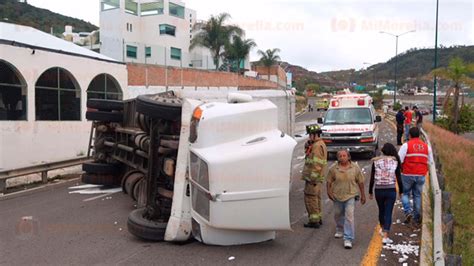 Cerrada La Circulación En Salida A Mil Cumbres Por Accidente