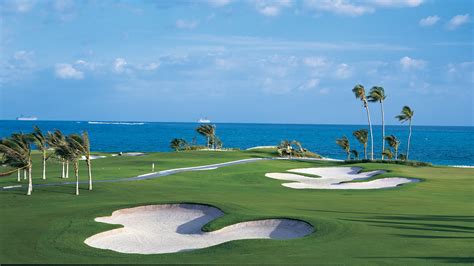 Atlantis Ocean Club Golf Course | Disney Cruise Line