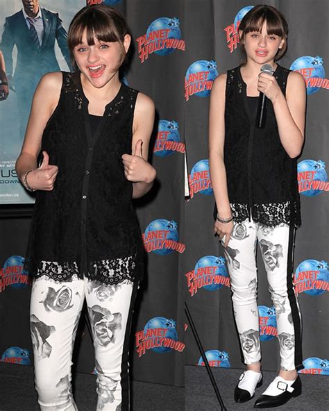 Joey King Dazzles At White House Down Premiere In Nyc With Trendy