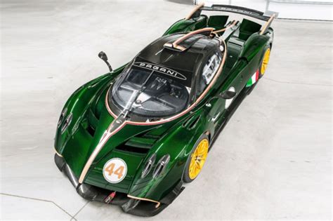 予約商品 BBR P18218GV 1 18 Pagani Huayra R Gloss Green Carbon Verde