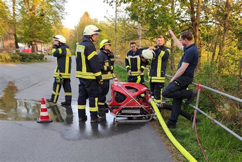 Maschinisten Lehrgang Feuerwehren Der Stadt Leun