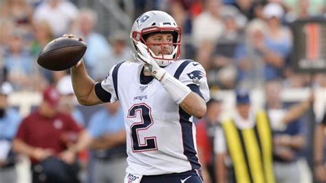 Patriots Get A Fourth Qb Reportedly Re Sign Veteran Hoyer News