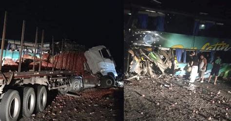 Arequipa Seis Fallecidos Tras Triple Choque Entre Bus Camión Y