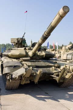 T-90 Bilder – Durchsuchen 248 Archivfotos, Vektorgrafiken und Videos ...