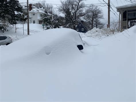 Mega Banks Daunting Cleanup After 100 Cm Of Snow Walloped The East