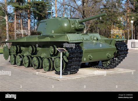 Sowjetischer Schwerer Panzer Ww2 Fotos Und Bildmaterial In Hoher