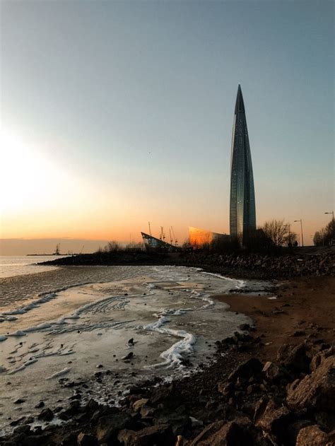 Лахта Центр в Санкт-Петербурге. Обои для телефона | Surfboard