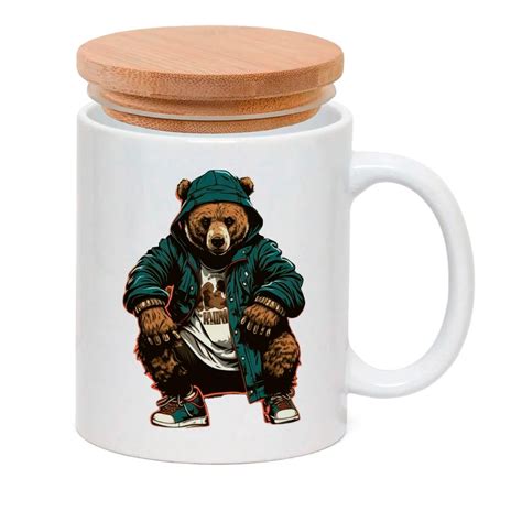 Caneca Porcelana Tampa Bambu Urso Teddy Forte Jaqueta Azul Pose