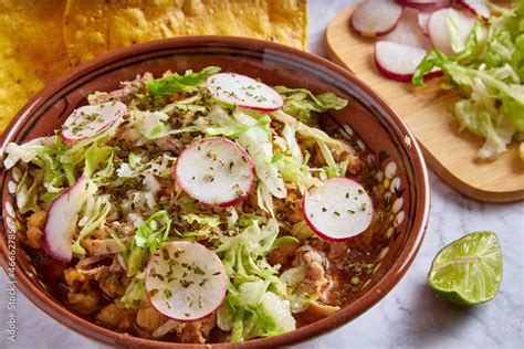 Pozole Rojo Sopa Mexicana De Maíz Comida Tradicional En México Hecha