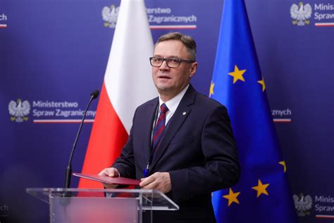 Rzecznik MSZ Paweł Wroński dostał pytania o tzw aferę wizową Zamiast