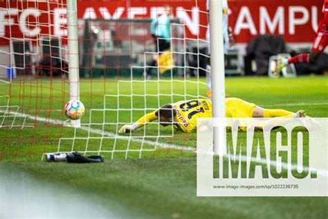 Philipp Koehn Fc Red Bull Salzburg Tor Fc Bayern Muenchen Vs Fc