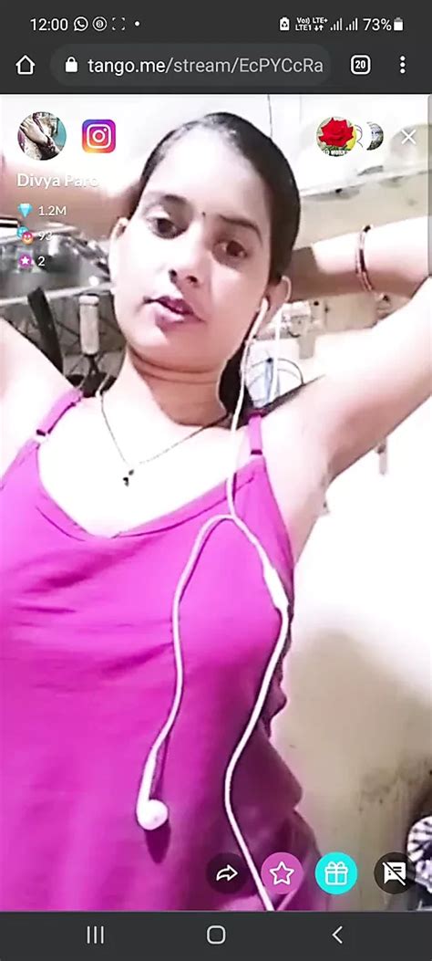 Tango Bhabhi Show Nice Boobs Pissing Porn XHamster